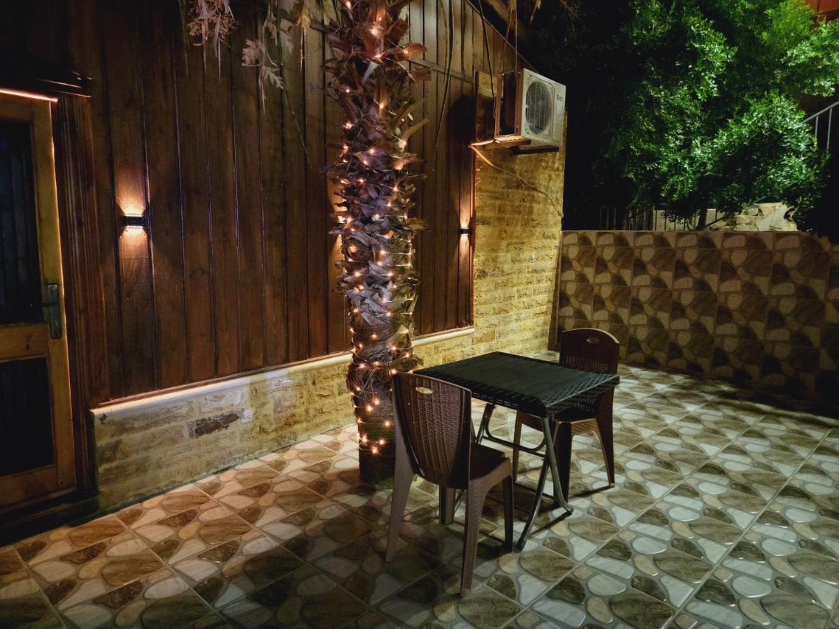 Atoom Lodge Jarash Buitenkant foto