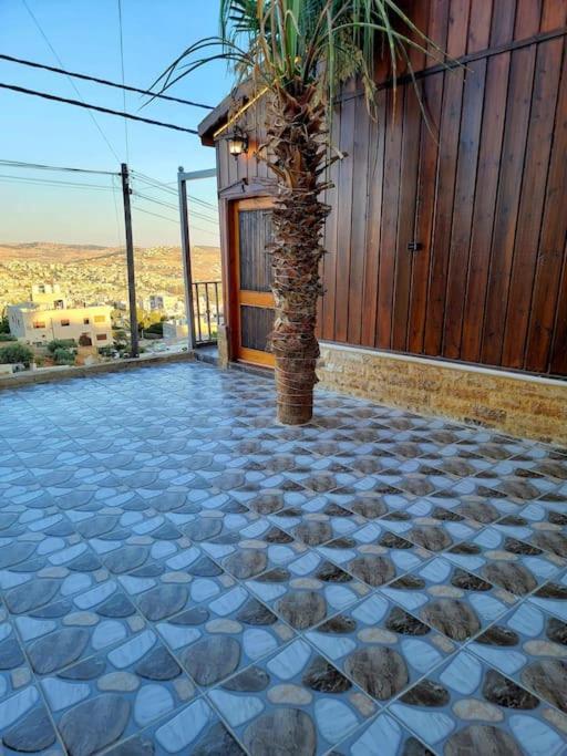 Atoom Lodge Jarash Buitenkant foto
