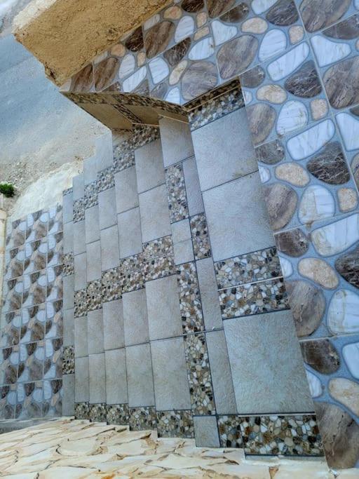 Atoom Lodge Jarash Buitenkant foto