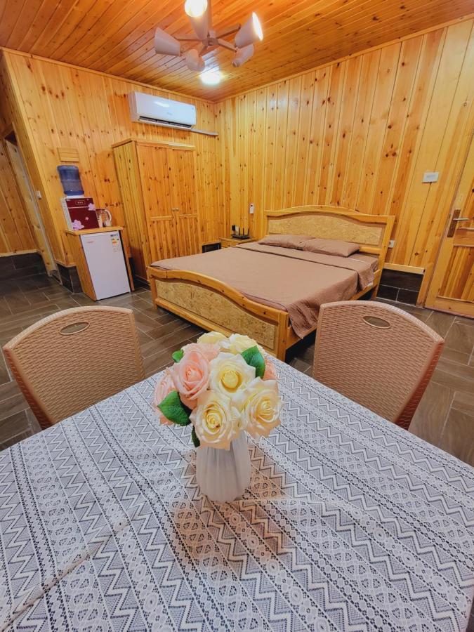 Atoom Lodge Jarash Buitenkant foto