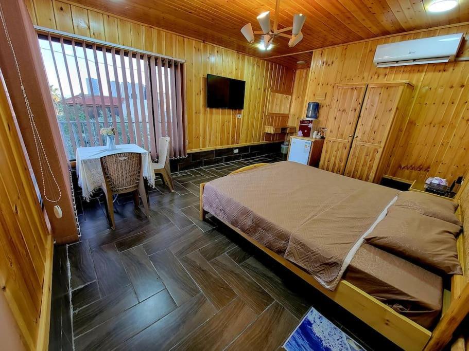 Atoom Lodge Jarash Buitenkant foto